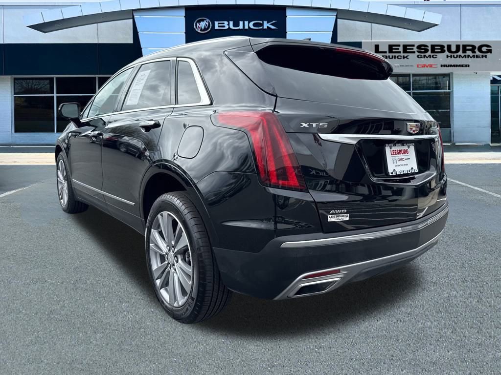 Used 2025 Cadillac XT5 Premium Luxury image 5