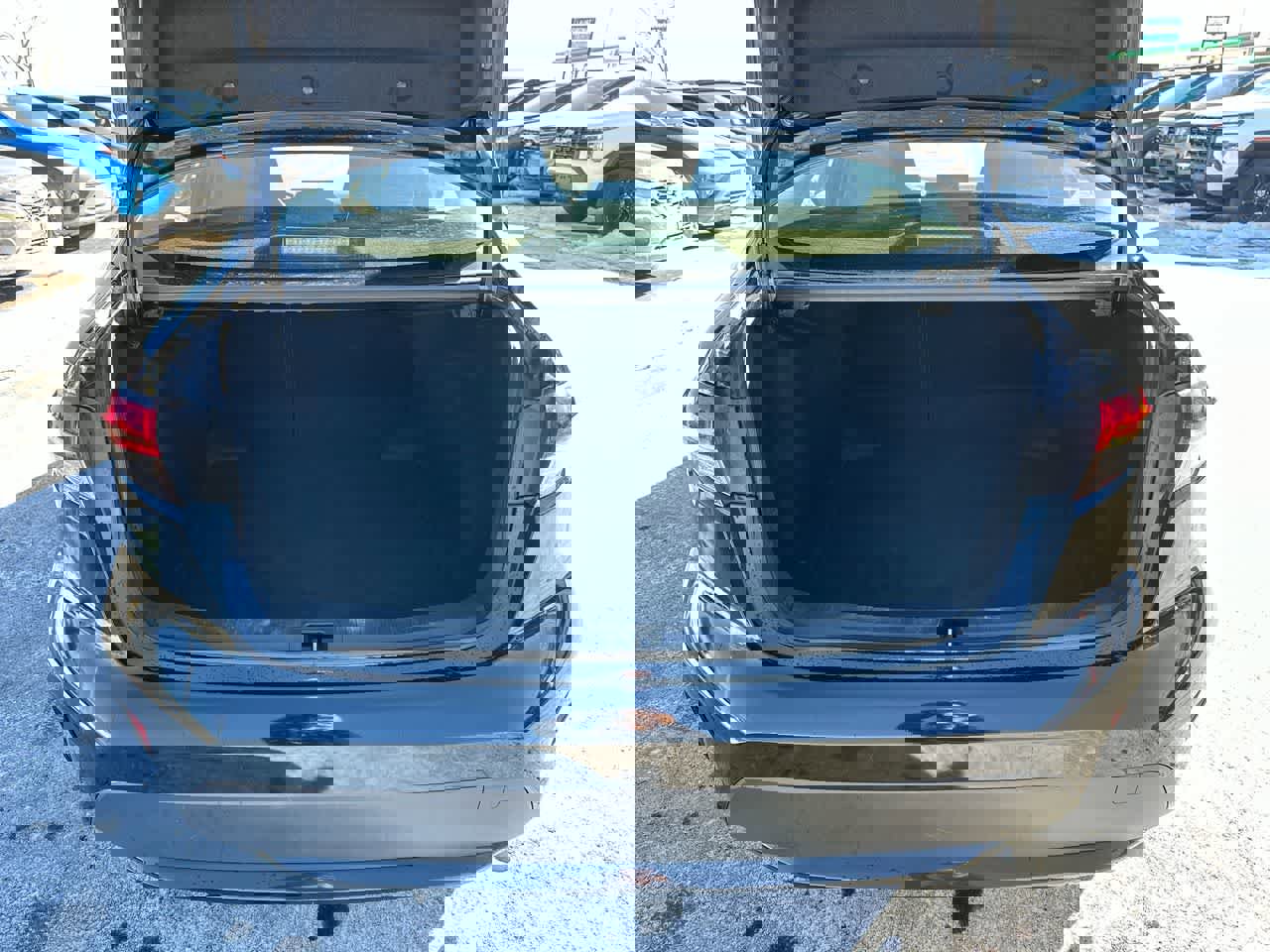 Used 2022 Toyota Corolla LE image 35