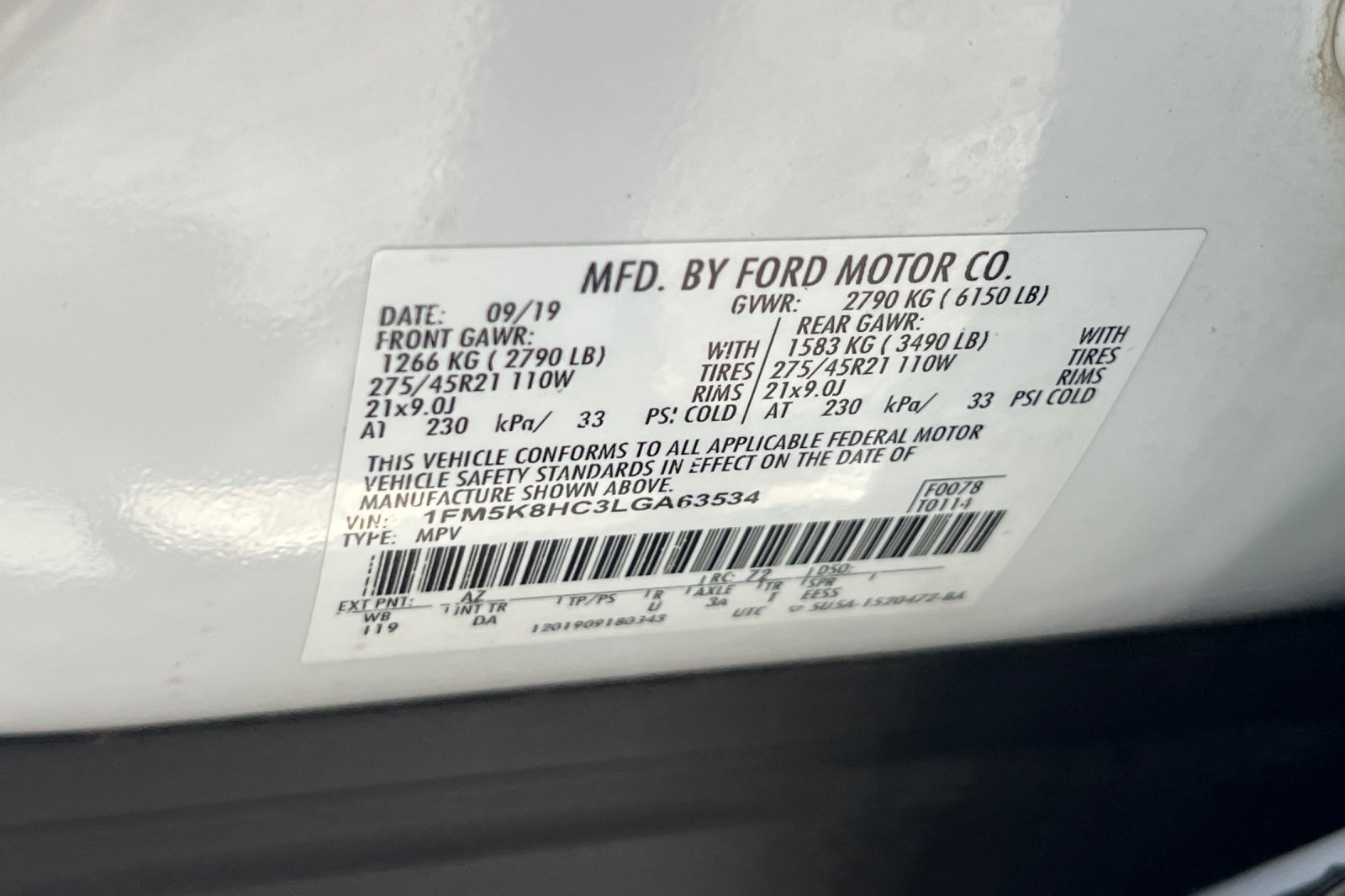 Used 2020 Ford Explorer Platinum w/ Premium Technology Package image 31