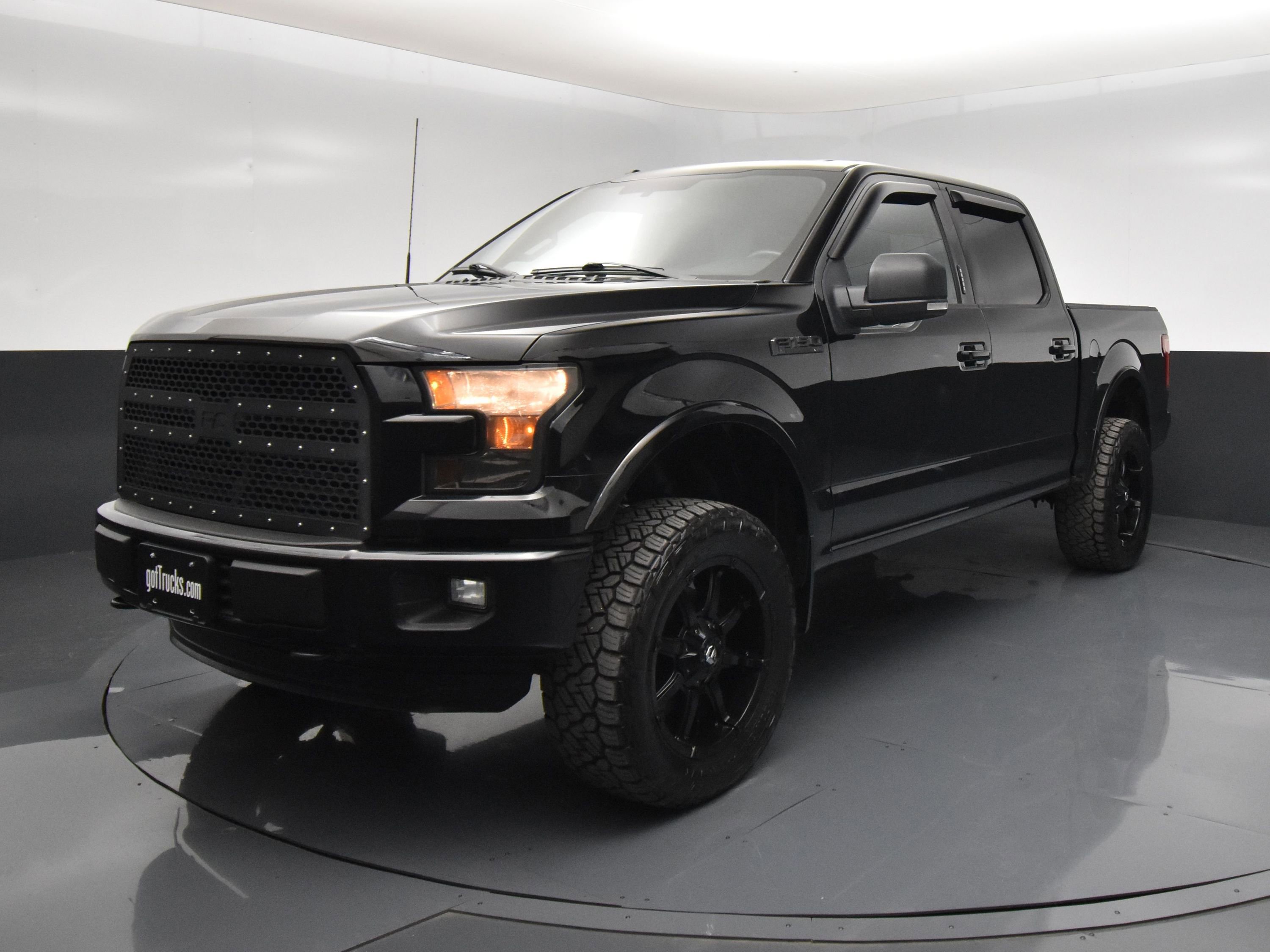 Used 2016 Ford F150 XLT w/ Equipment Group 302A Luxury AWD/4WD image 2