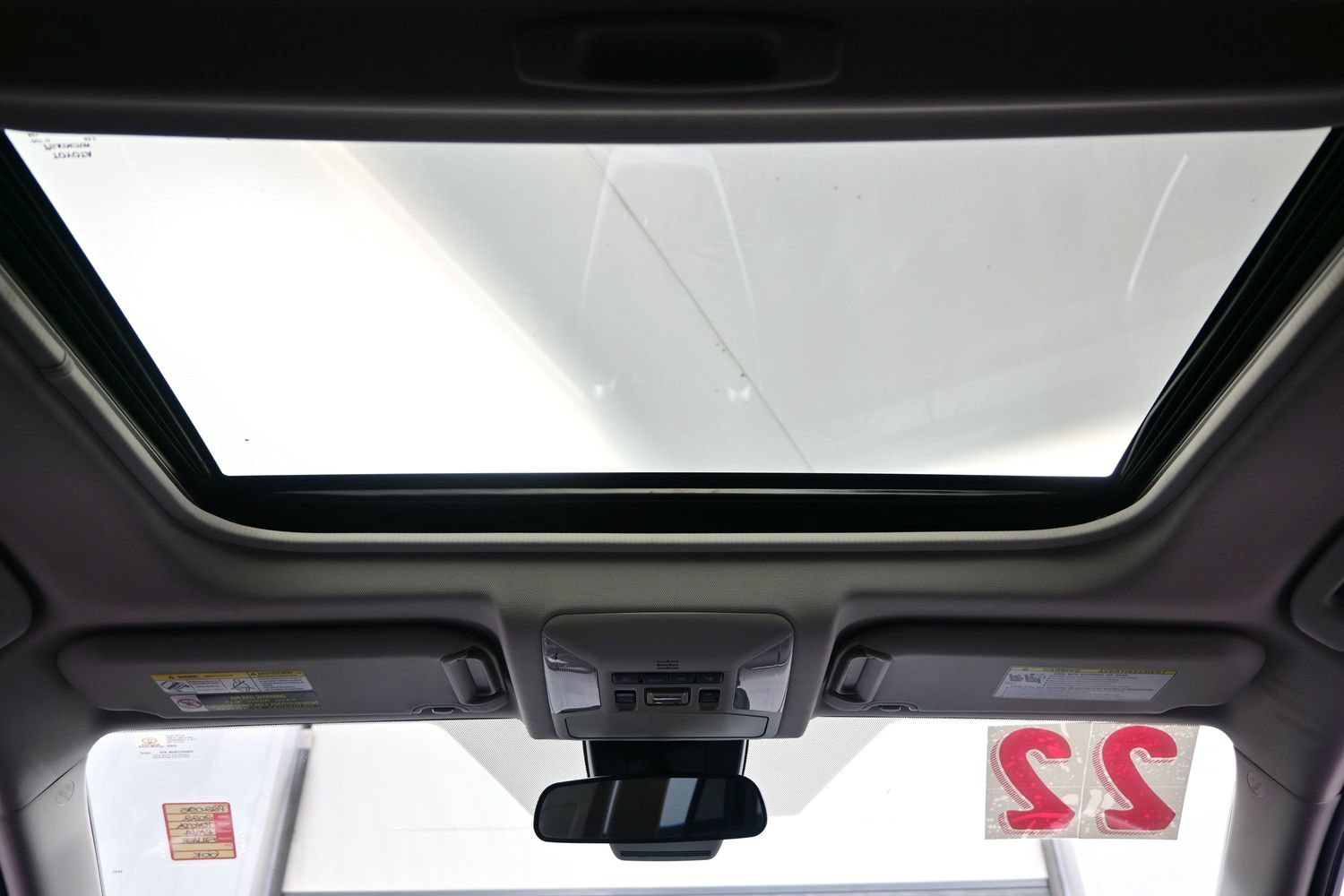 Used 2022 Toyota RAV4 XLE w/ Convenience Package AWD/4WD image 18