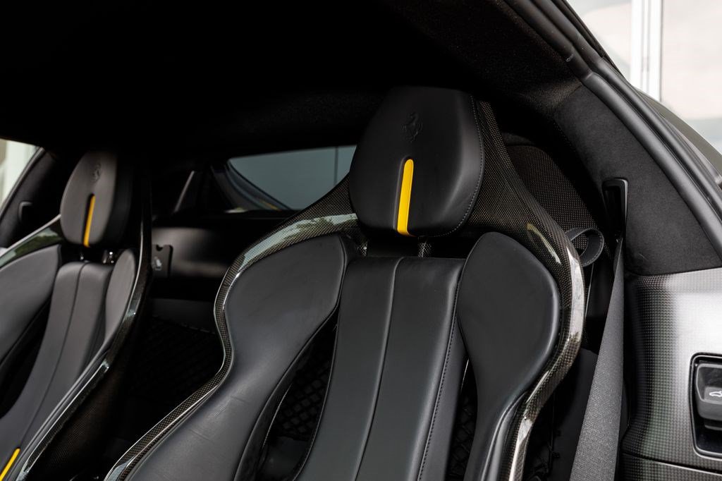 Used 2022 Ferrari 296 GTB RWD image 21
