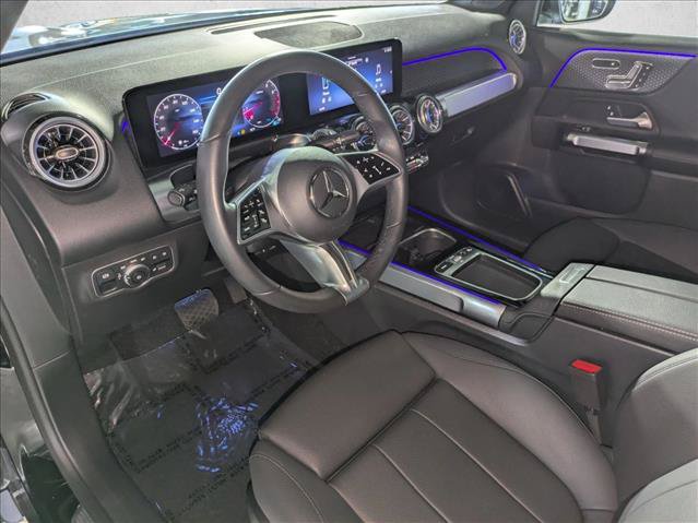 Used 2025 Mercedes-Benz GLB 250 image 13