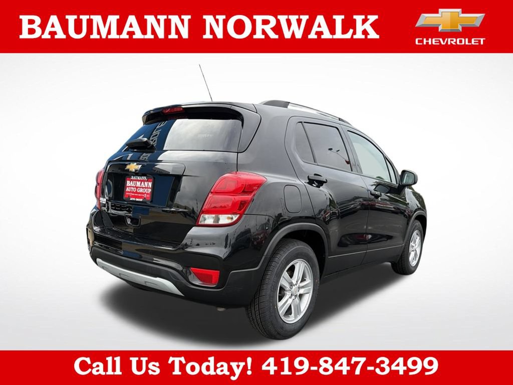 Used 2022 Chevrolet Trax LT w/ LT Convenience Package FWD image 7