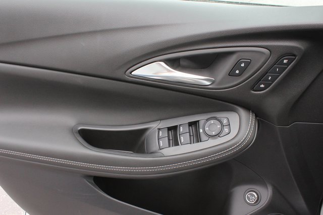 New 2026 Buick Encore GX Avenir w/ Avenir Technology Package image 17