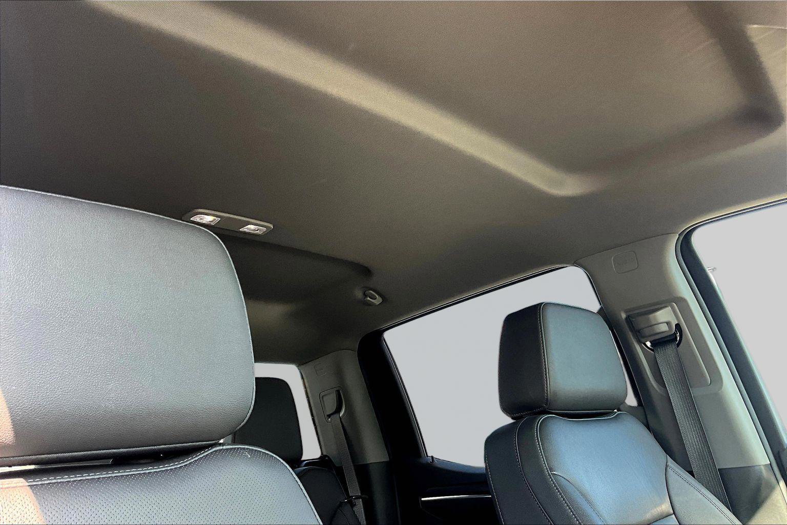 Used 2025 GMC Sierra 1500 SLT AWD/4WD image 26