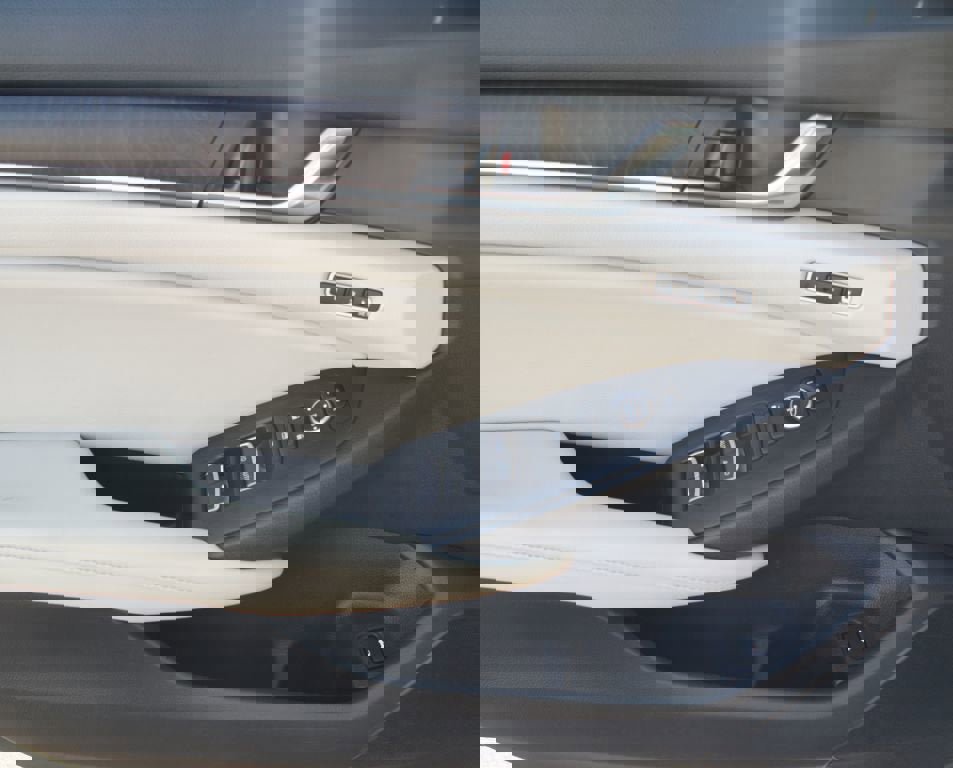 Used 2019 Honda Accord Touring image 29