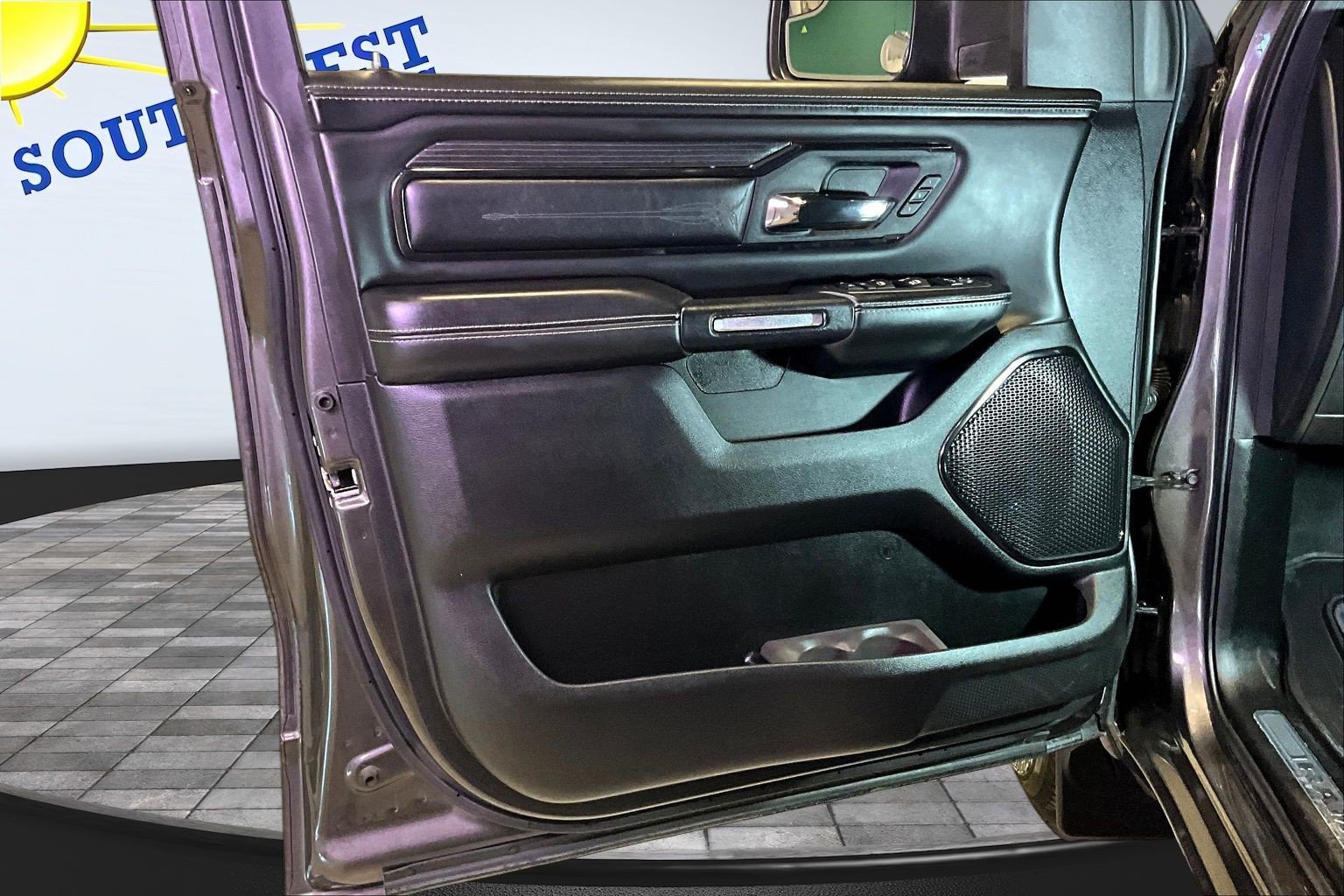 Used 2022 RAM 1500 Limited w/ Body Color Bumper Group AWD/4WD image 22