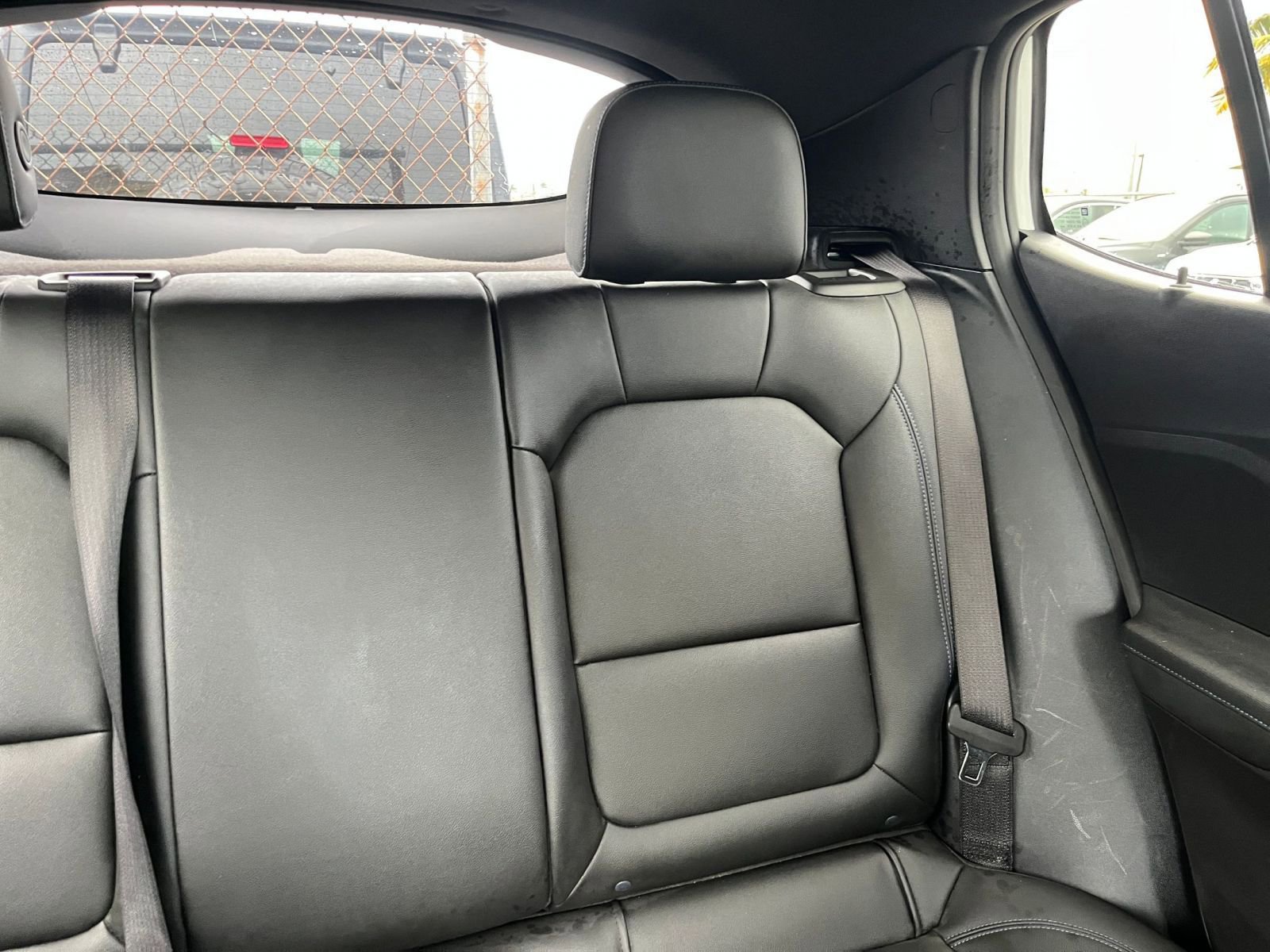 Used 2025 Buick Envista Sport Touring image 38