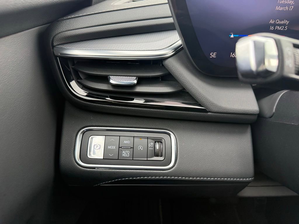 Used 2025 Buick Enclave Sport Touring image 40