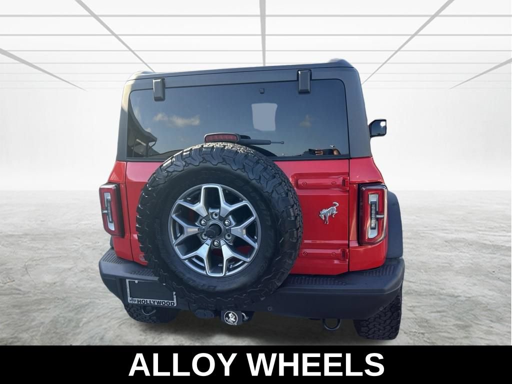 Used 2023 Ford Bronco Badlands AWD/4WD image 6
