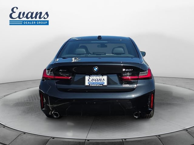 New 2026 BMW 330i xDrive Sedan w/ M Sport Package AWD/4WD image 4