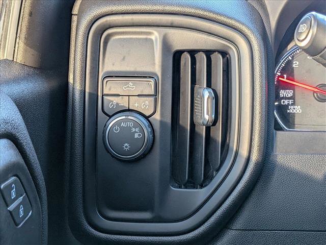Used 2023 Chevrolet Silverado 1500 Custom image 14