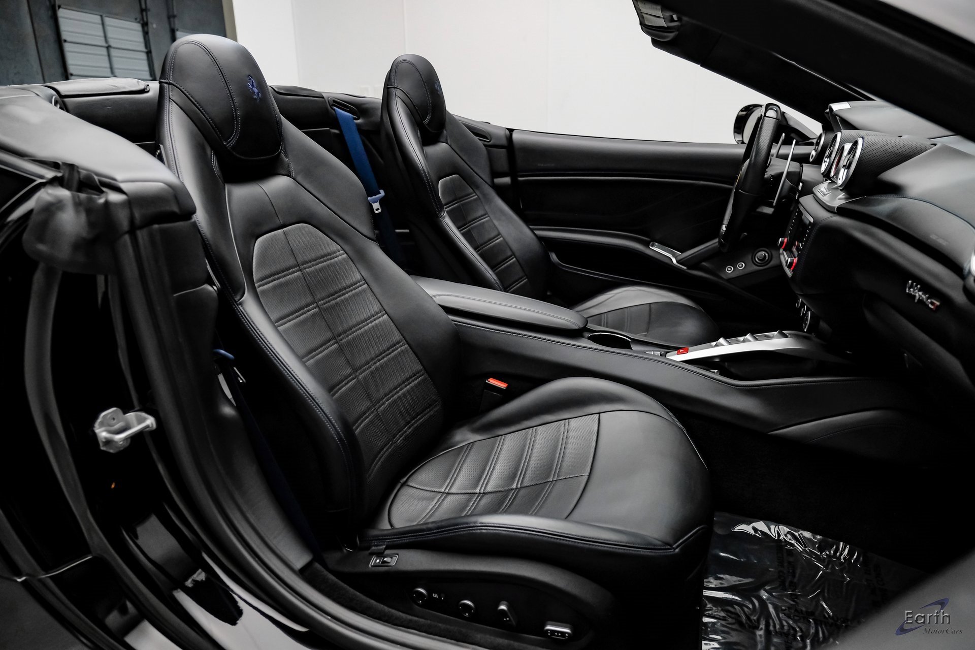 Used 2016 Ferrari California T image 55