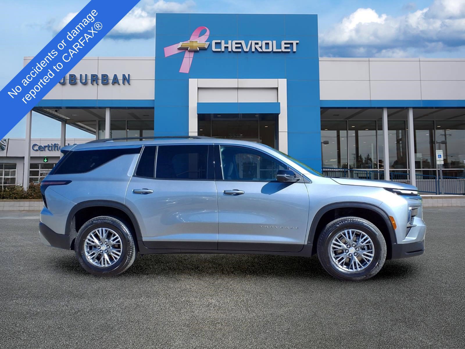 Used 2026 Chevrolet Traverse LT w/ Driver Confidence Package FWD image 4