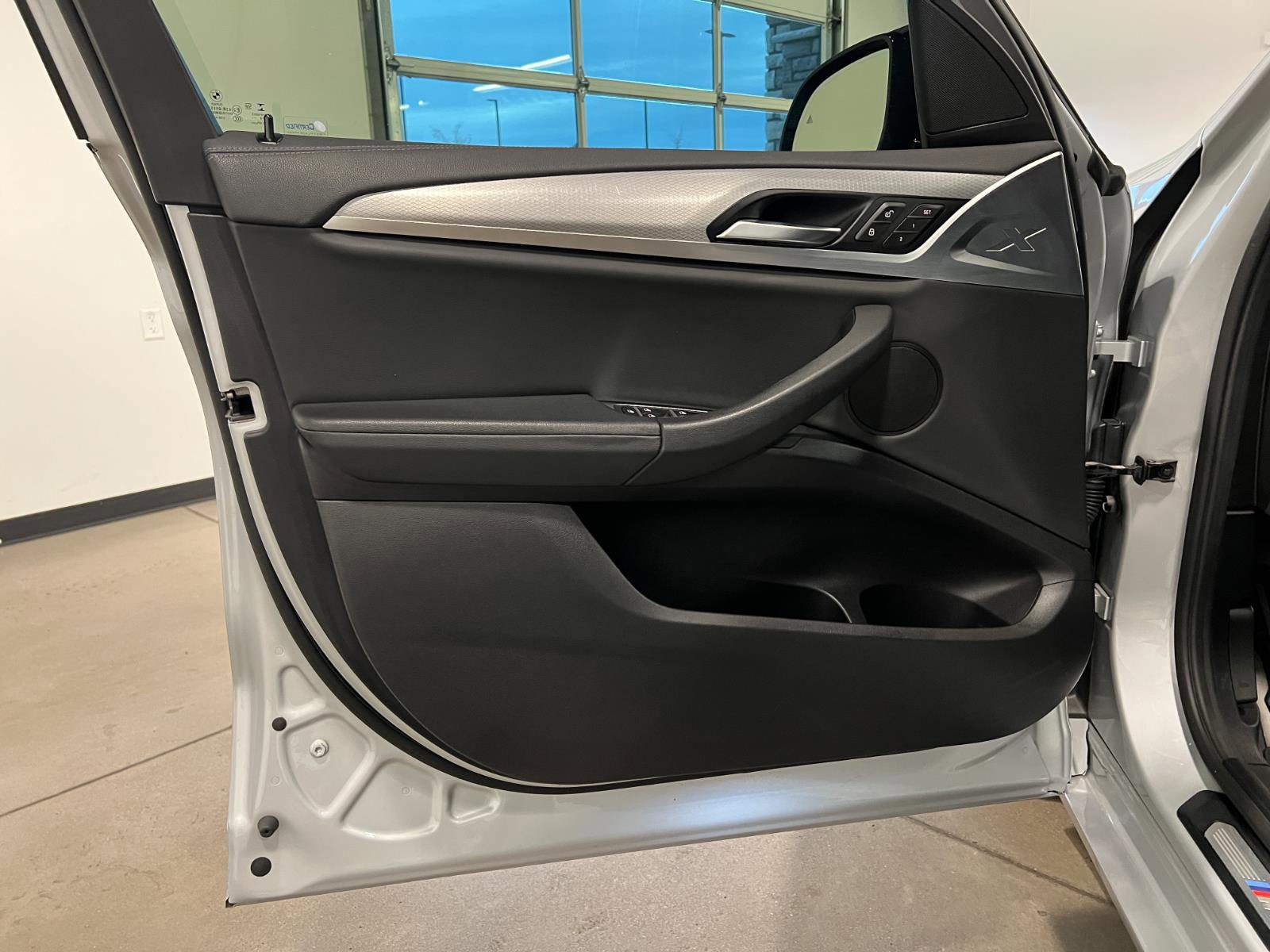 Used 2019 BMW X3 M40i image 28