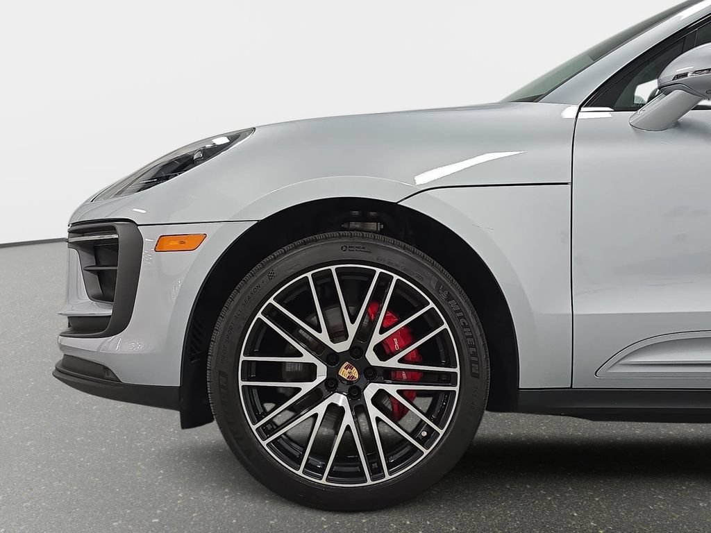 Certified 2025 Porsche Macan S w/ Premium Package Plus AWD/4WD image 10