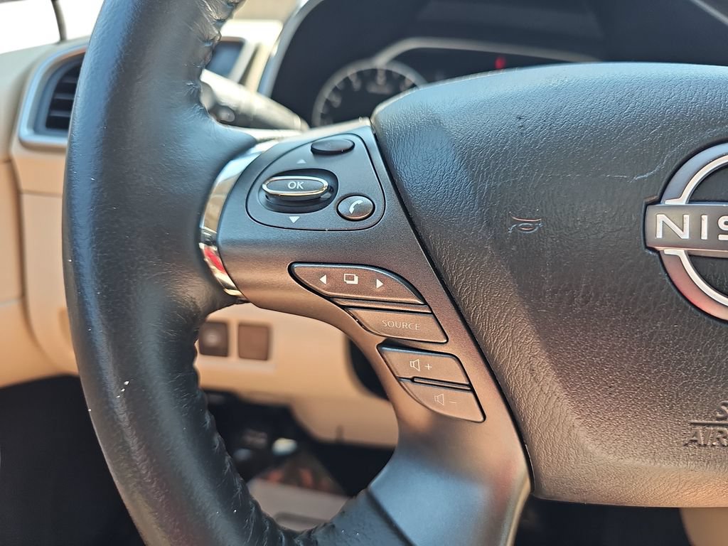 Used 2023 Nissan Murano SL w/ Cargo Package FWD image 17