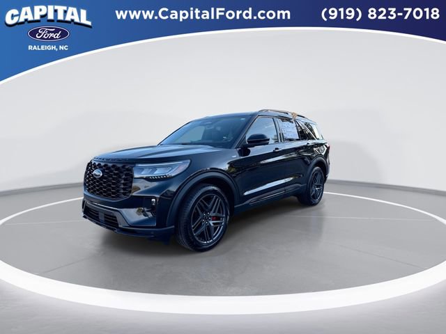 Certified 2025 Ford Explorer ST-Line w/ Premium Package AWD/4WD image 4