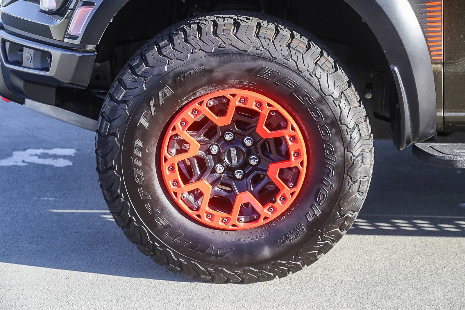 Used 2025 Ford F150 Raptor w/ Equipment Group 803A Raptor R image 9