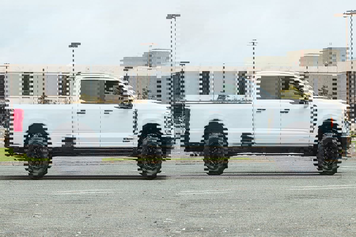 Used 2024 Ford F250 XL image 11