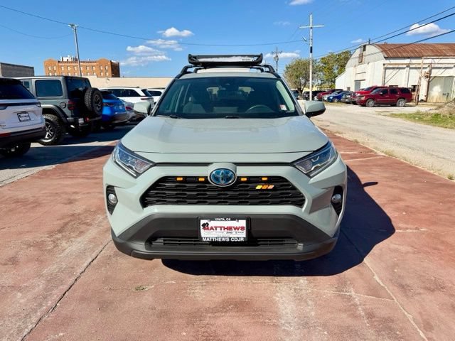 Used 2021 Toyota RAV4 XLE w/ Convenience Package AWD/4WD image 2