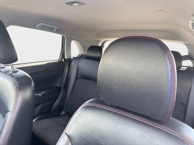 Used 2025 Mitsubishi Outlander Sport AWD image 17