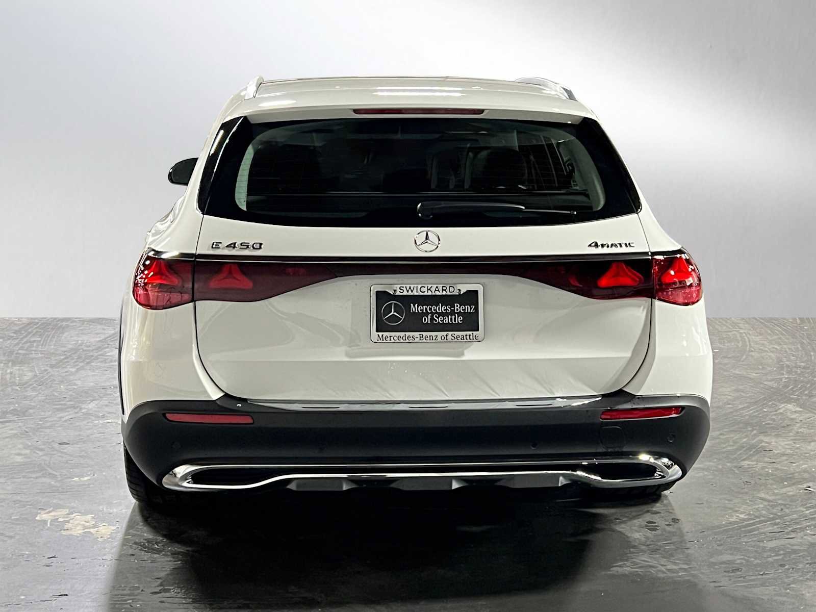 Certified 2026 Mercedes-Benz E 450 4MATIC All-Terrain Wagon image 4