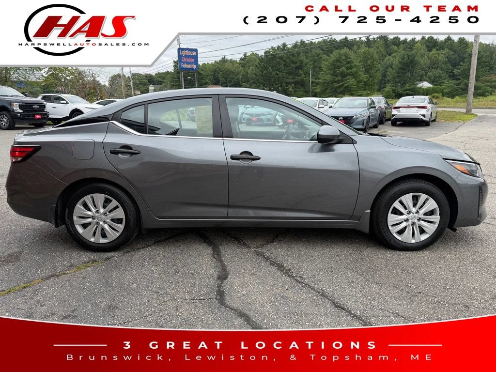 Used 2025 Nissan Sentra S FWD image 7