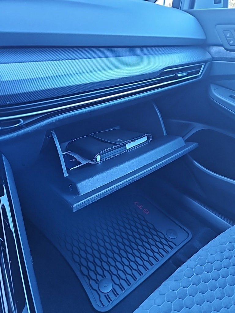 New 2026 Volkswagen GTI SE image 29