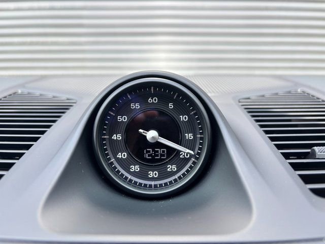 Certified 2026 Porsche Cayenne Coupe AWD/4WD image 20