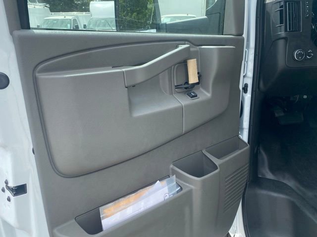New 2025 Chevrolet Express 4500 w/ Power Convenience Package image 16