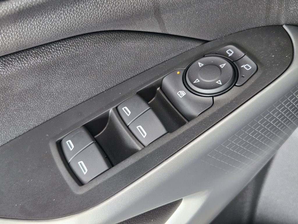 New 2026 Chevrolet Trax RS w/ Driver Confidence Package FWD image 24