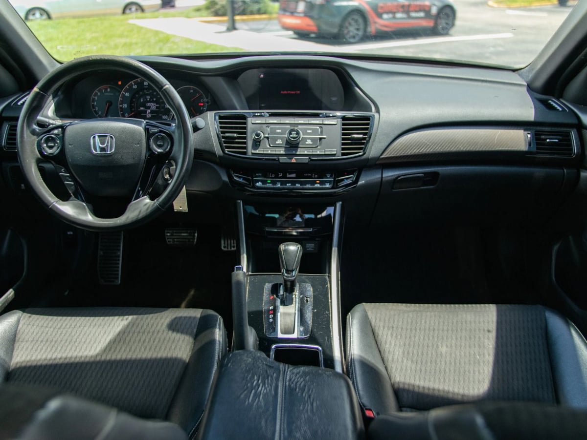 Used 2016 Honda Accord Sport image 26