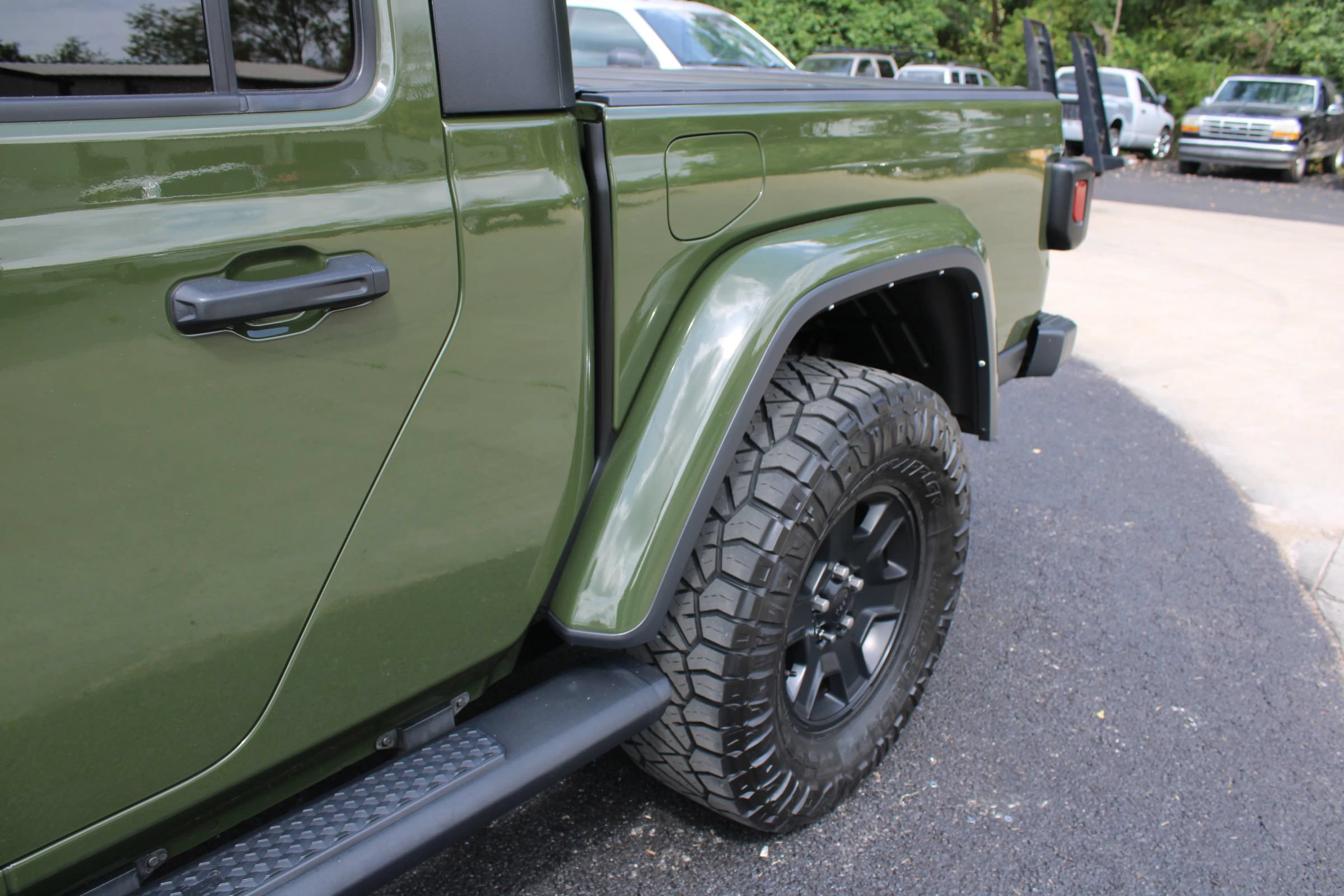 Used 2022 Jeep Gladiator Mojave w/ Cold Weather Group AWD/4WD image 4