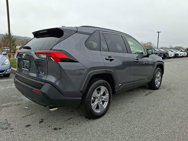 Certified 2025 Toyota RAV4 XLE AWD/4WD image 6