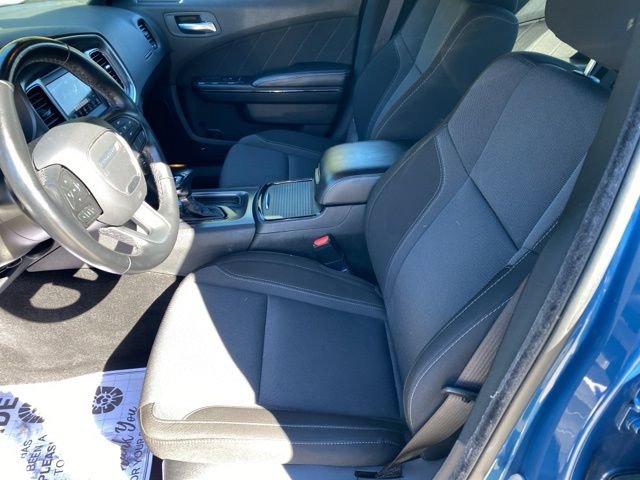 Used 2021 Dodge Charger SXT w/ Blacktop Package image 17