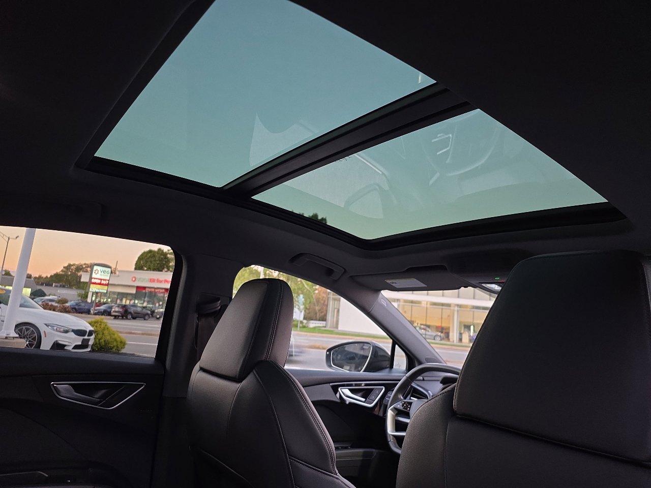 Used 2023 Audi Q4 e-tron Prestige w/ Black Optic Package image 38