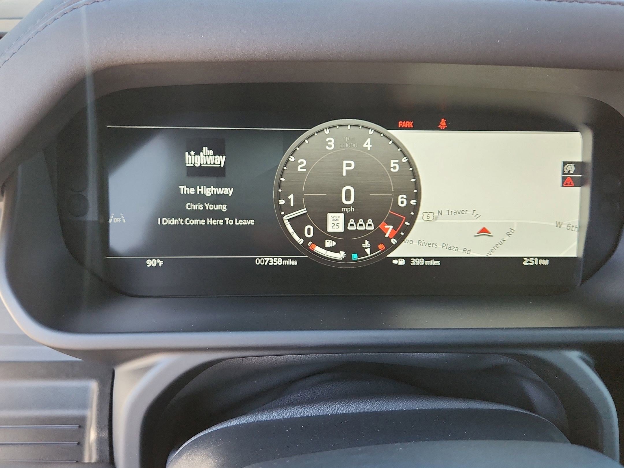 Used 2025 Land Rover Defender 90 X-Dynamic SE image 20