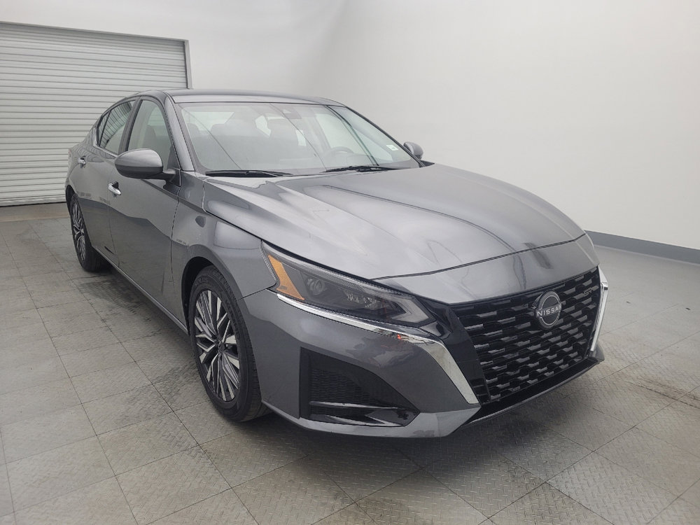 Used 2023 Nissan Altima 2.5 SV image 13