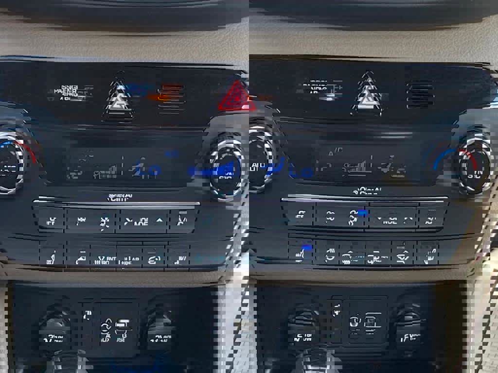 Used 2021 Hyundai Tucson Limited image 11