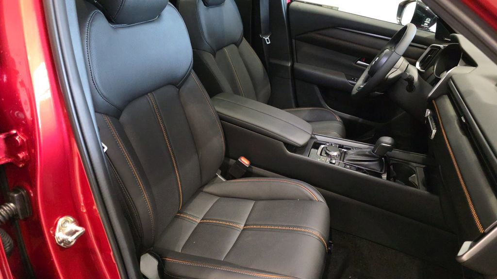 Used 2025 MAZDA CX-50 AWD 2.5 Hybrid w/ Weather Package image 20