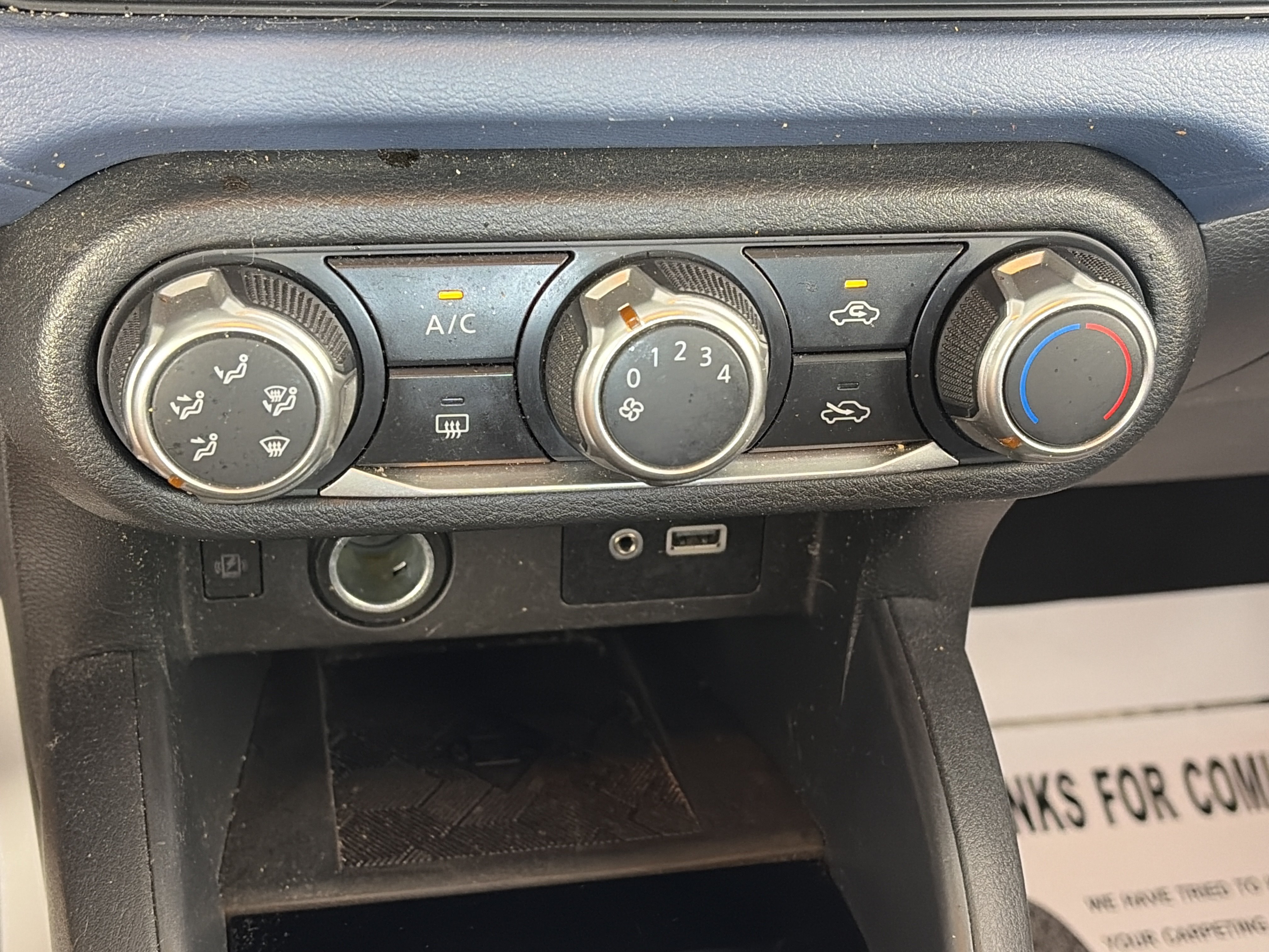Used 2024 Nissan Versa SV FWD image 20