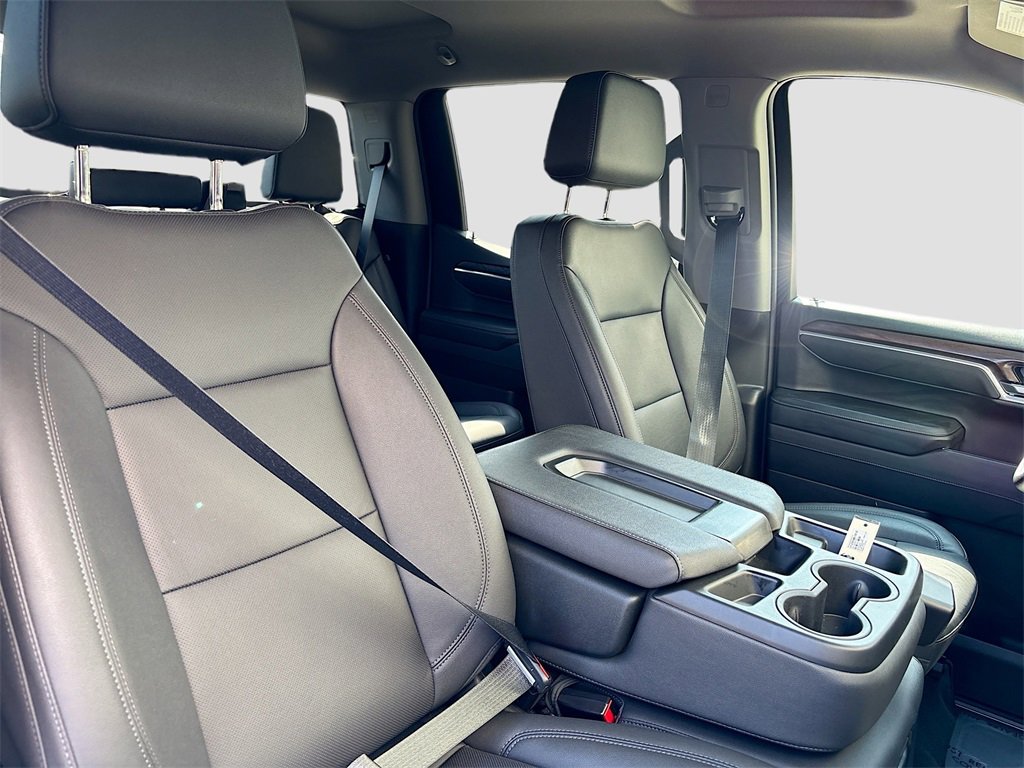 Used 2025 GMC Sierra 1500 SLT image 28