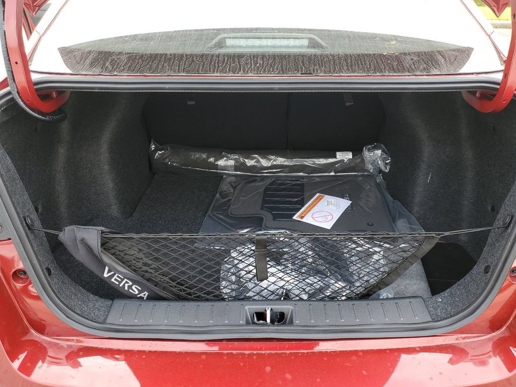 New 2025 Nissan Versa SV w/ Trunk Package FWD image 7