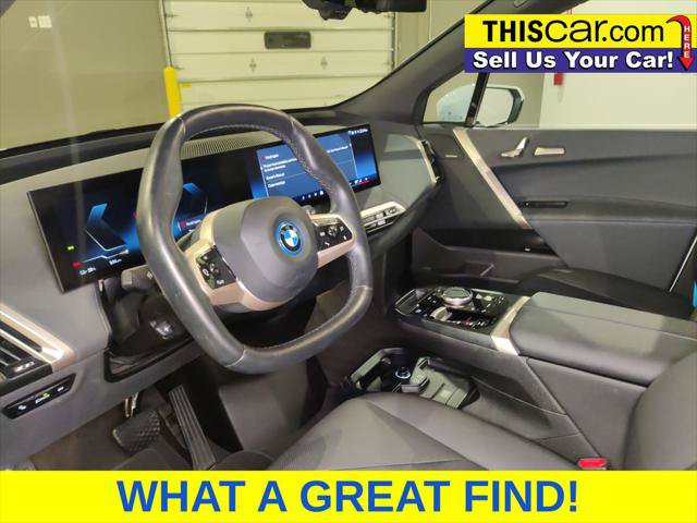 Used 2024 BMW iX xDrive50 AWD/4WD image 11