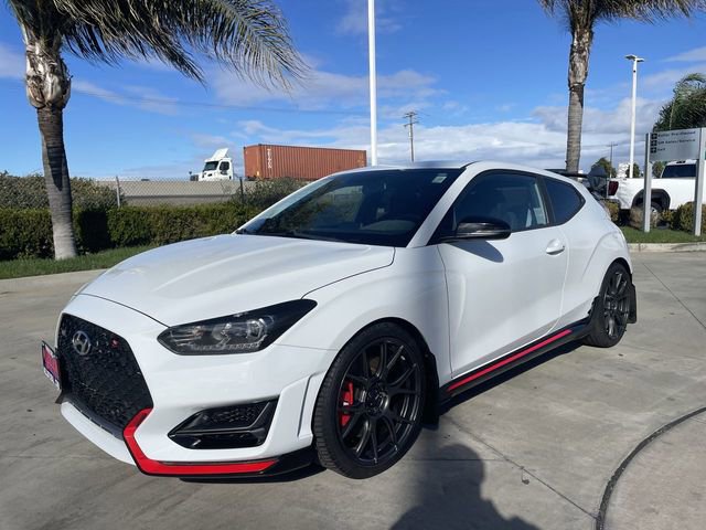 Used 2020 Hyundai Veloster N w/ Performance Package image 4