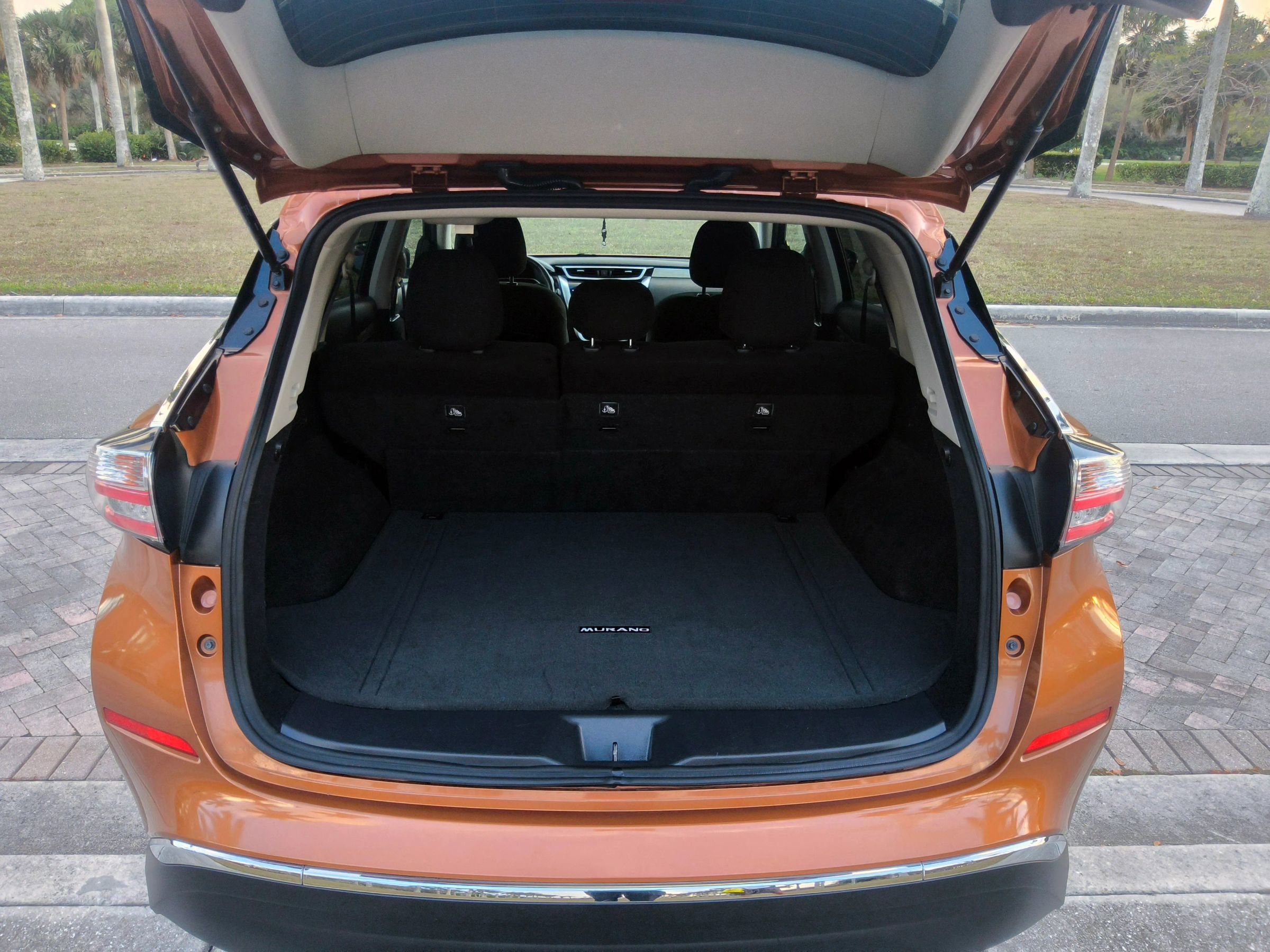 Used 2015 Nissan Murano SV image 46