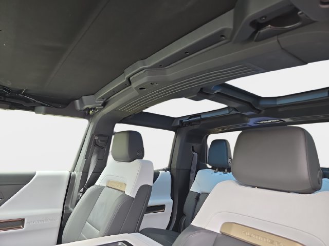 Used 2022 GMC Hummer EV Edition 1 w/ LPO, Illumination Package AWD/4WD image 32