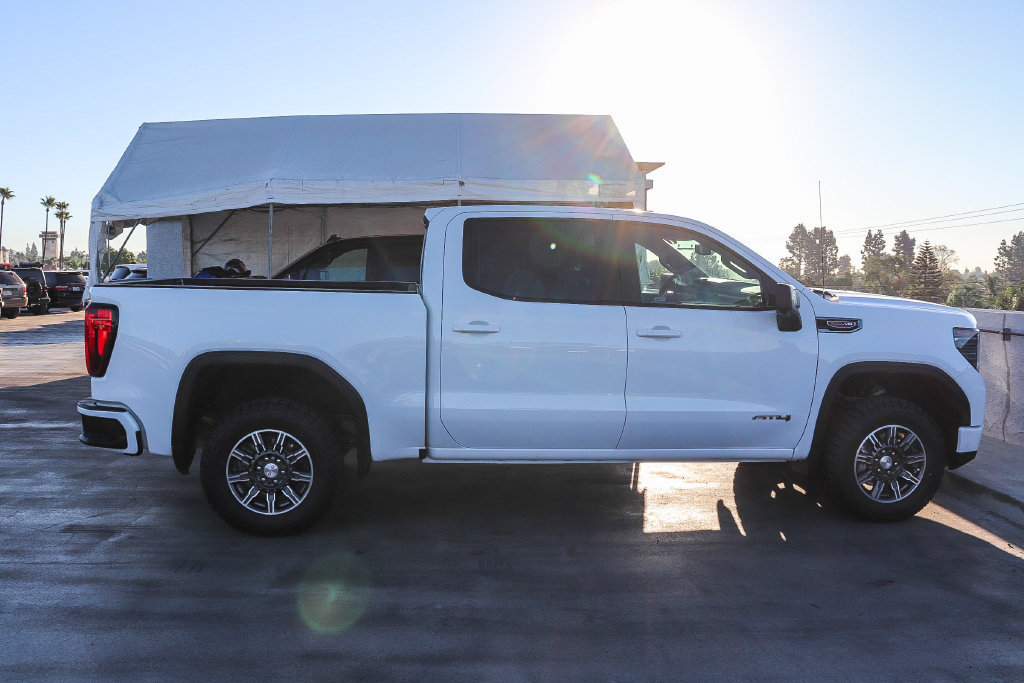 Used 2025 GMC Sierra 1500 AT4 AWD/4WD image 13